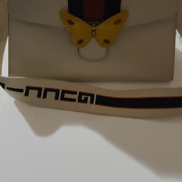 AUTHENTIC GUCCI PURSE - Picture 10 of 12